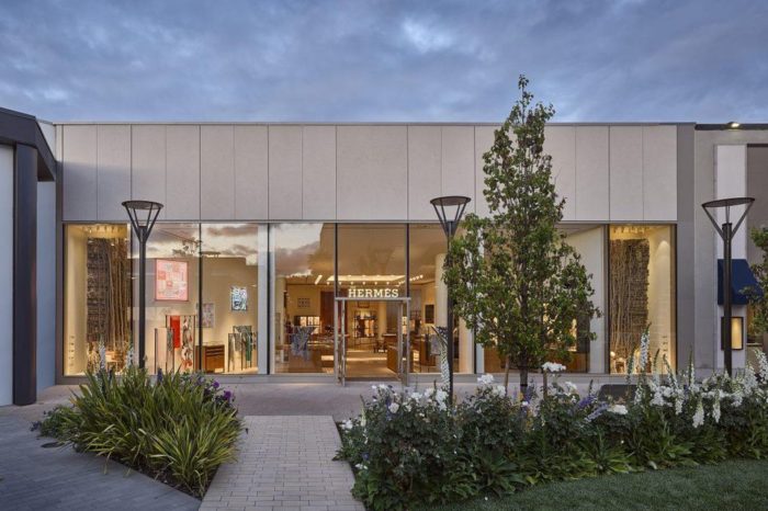 Hermes retail store exterior in Palo Alto