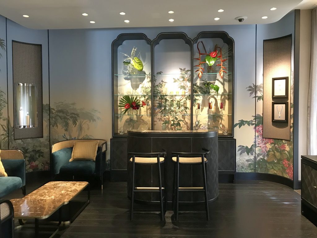 Van Cleef & Arpels Multiple Locations Dickinson Cameron